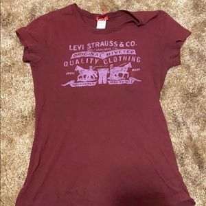 Burgundy Levi Strauss T-shirt